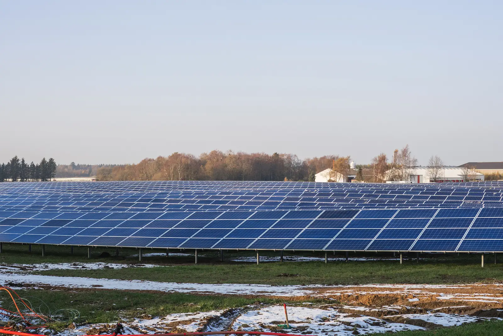 Commercial rooftop solar panels